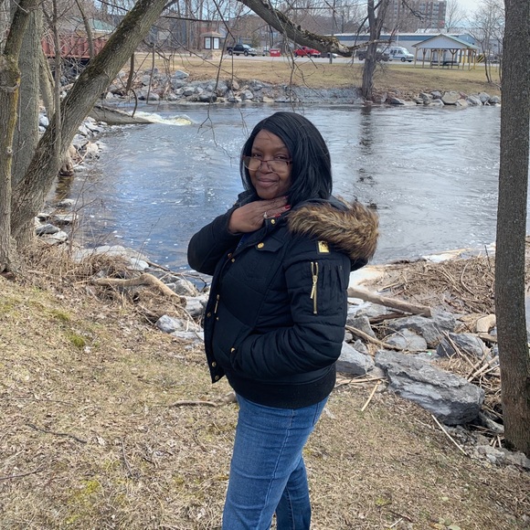 Meet your Posher, Anita - Picture 12 of 12